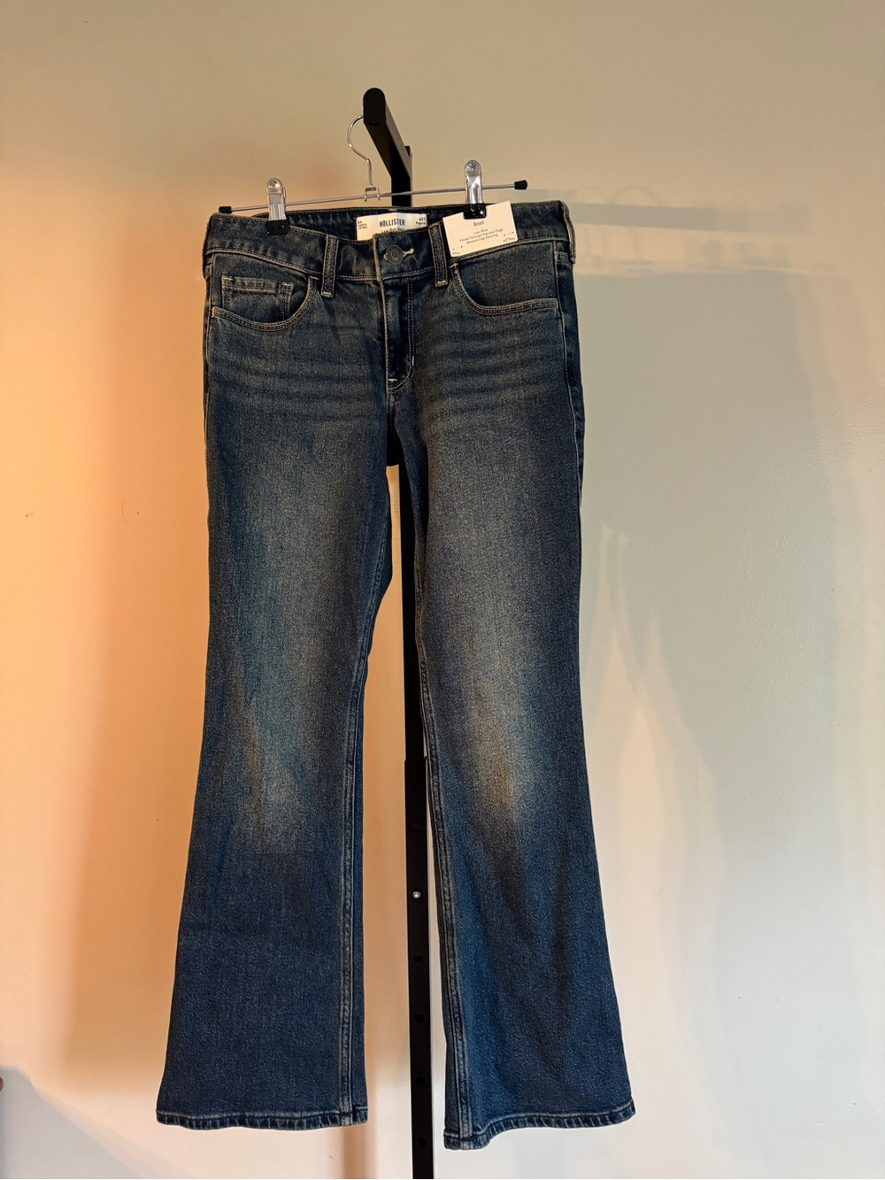 Hollister Size 4 Boot Low Rise Jeans NEW